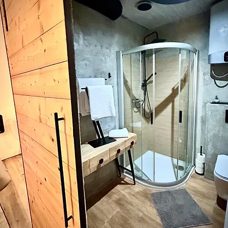 K&h Apartmens Industrial Apartman Jihlava