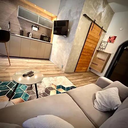 K&h Apartmens Industrial Apartman Jihlava