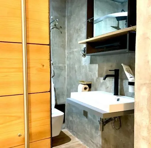 K&h Apartmens Industrial * Jihlava